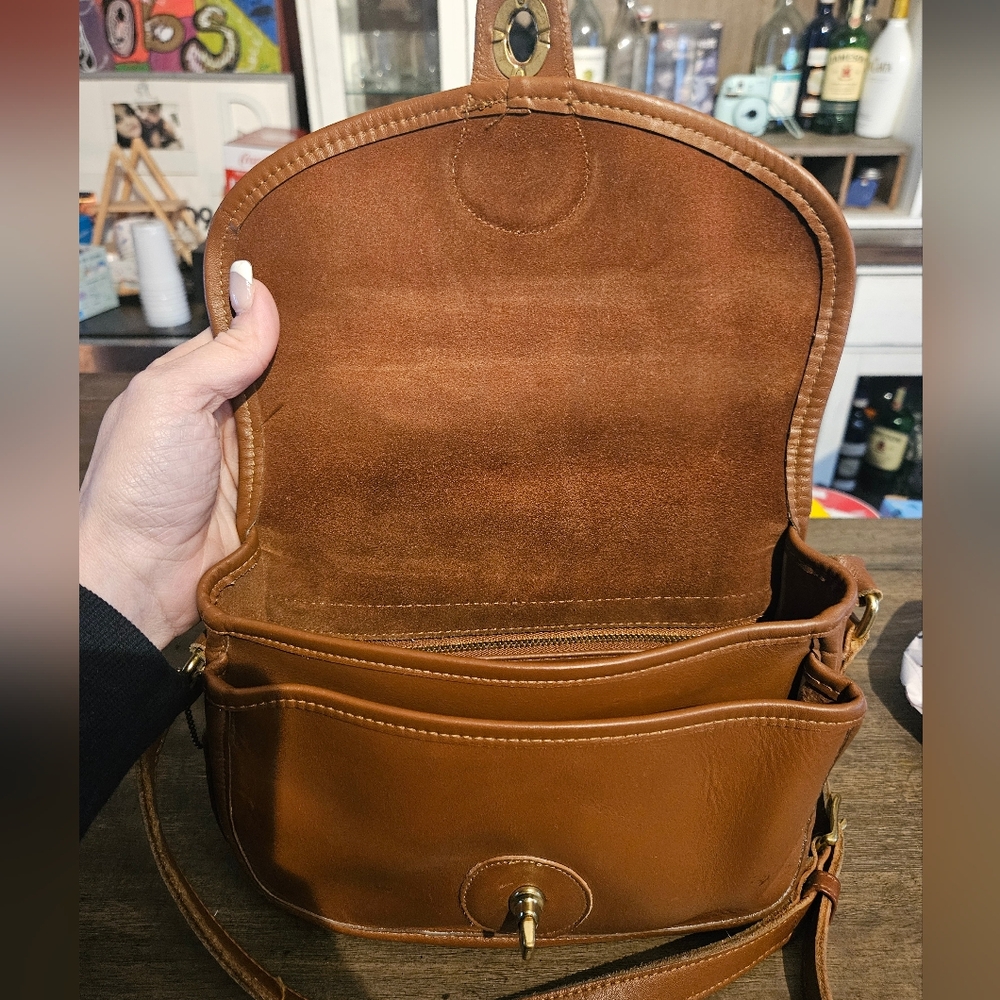 Coach 1990's Vintage British Tan Leather Sm Prairie Crossbody Bag 9954 - Picture 12 of 16